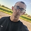 Артём, 24 года