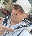 Denis, 44 года