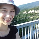 Полина, 22 года