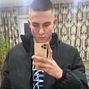Максим, 18 лет