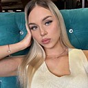 Аделина, 24 года