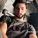 Раджаб, 20 лет