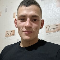 Фотография мужчины Виталик, 24 года из г. Омск