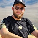 Макс, 22 года