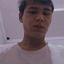 Дилмухамет, 22 года