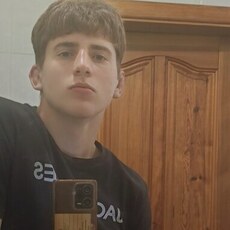 Фотография мужчины Данил, 19 лет из г. Ростов-на-Дону