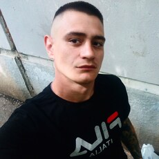 Фотография мужчины Владимир, 27 лет из г. Красноярск