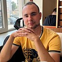 Виталий, 24 года
