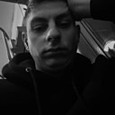 Саша, 24 года