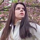 Настя, 24 года