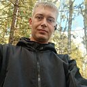 Михаил, 32 года