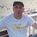 Саша, 44 года
