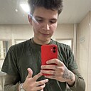 Денис, 23 года