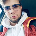 Артем, 24 года
