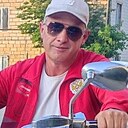 Султан, 48 лет