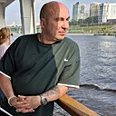 Антон Тоха, 46 лет