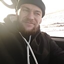 Максим, 33 года