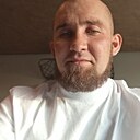 Русский, 33 года