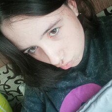 Фотография девушки Дарина, 18 лет из г. Калининск