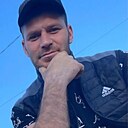 Неважно, 42 года