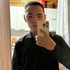 Фотография мужчины Юрий, 19 лет из г. Улан-Удэ