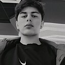 Сунат, 19 лет
