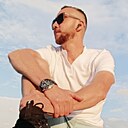 Ден, 32 года