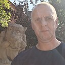 Олег, 45 лет