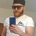 Axi, 31 год