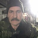 Холостяк, 65 лет