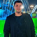 Михаил, 33 года