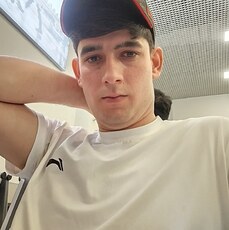 Фотография мужчины Русик, 24 года из г. Москва