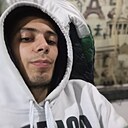 Жахонгир, 22 года