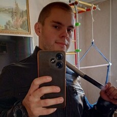 Фотография мужчины Александр, 19 лет из г. Мценск