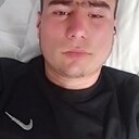 Абду, 20 лет