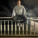 Максим, 24 года