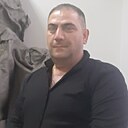 Ar Ko, 42 года