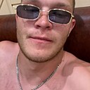 Роман, 24 года