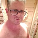 Антон, 33 года