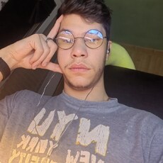 Фотография мужчины Максим, 19 лет из г. Мурманск