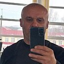 Назир, 54 года