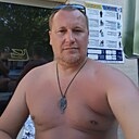 Том, 41 год