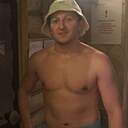 Саша, 32 года