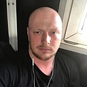 Макс, 32 года