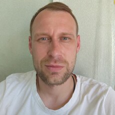 Фотография мужчины Кирилл, 37 лет из г. Новый Уренгой