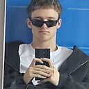 Лев, 18 лет