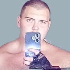 Фотография мужчины Максим, 21 год из г. Назарово
