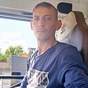 Михаил, 33 года