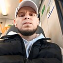 Амир, 42 года