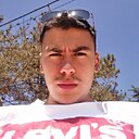 Роман, 20 лет